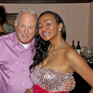 Meet your Posher, Sunny